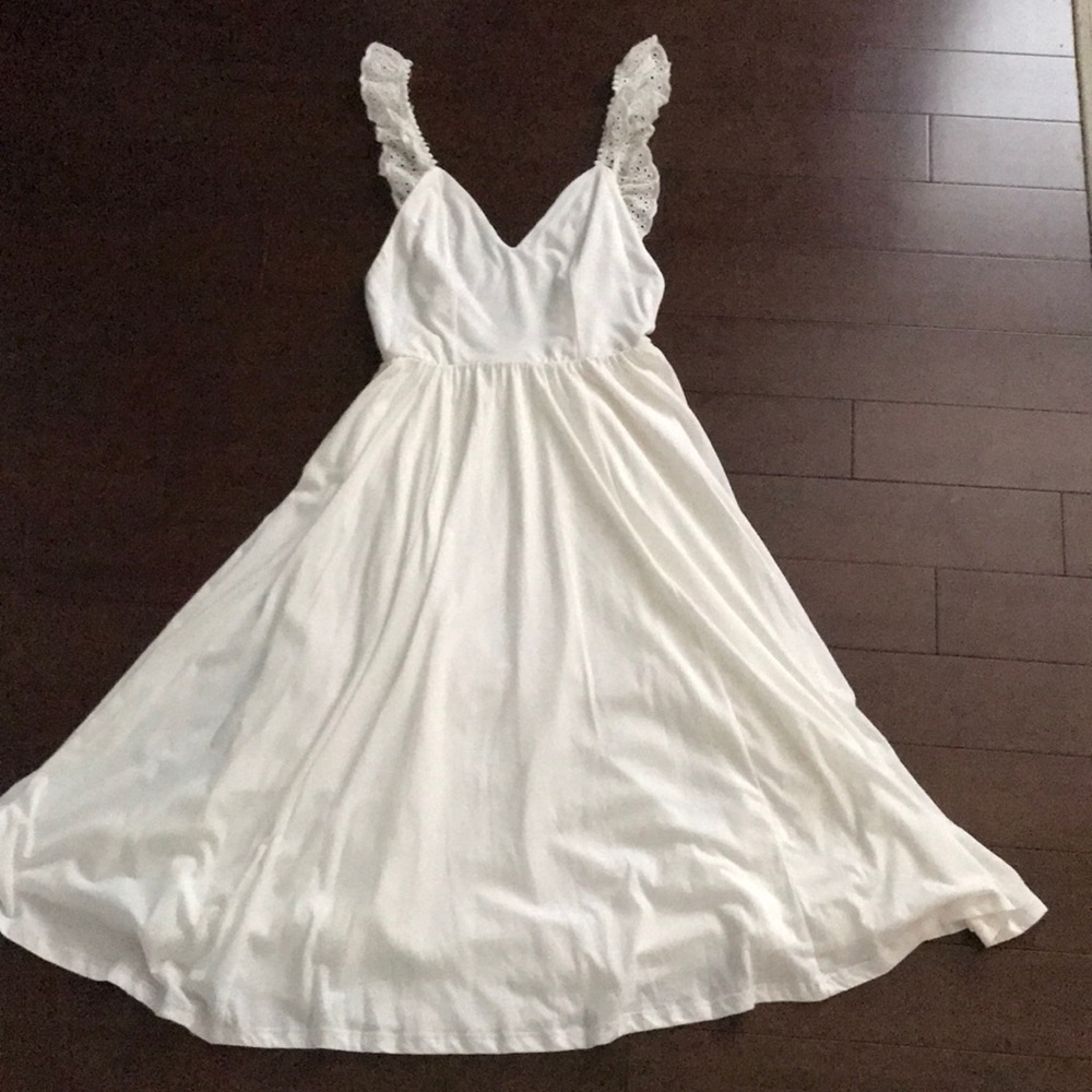 BNWT Boho White open Back Midi Dress